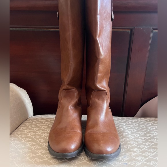 Brown Riding Boots - Picture 6 of 8